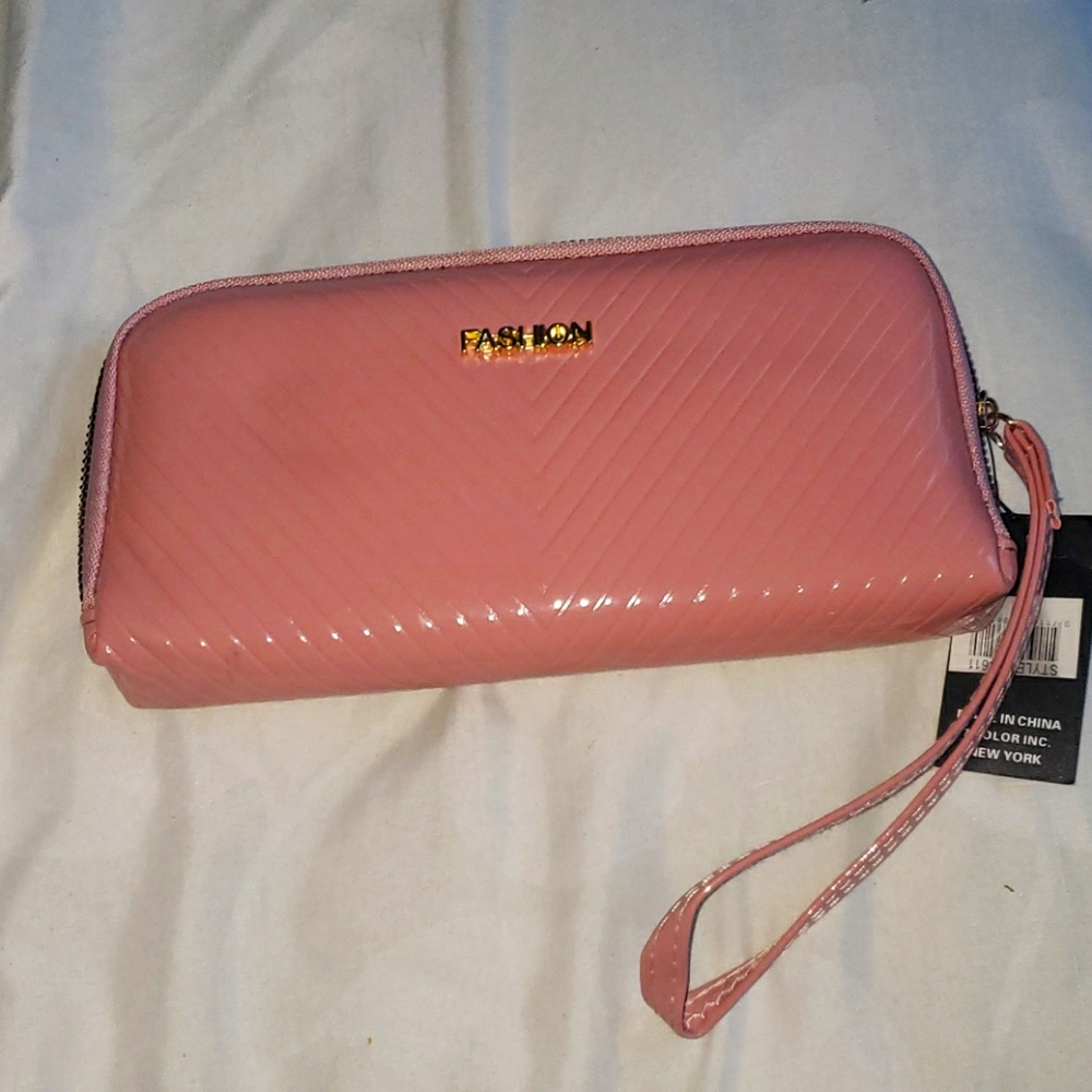 Fashion Wallet / Wristlet NWT